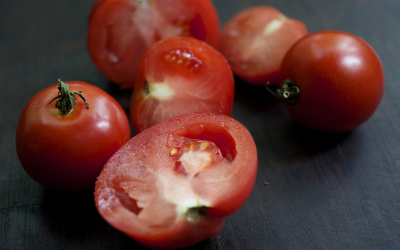 Cut tomatoes 790 xxx